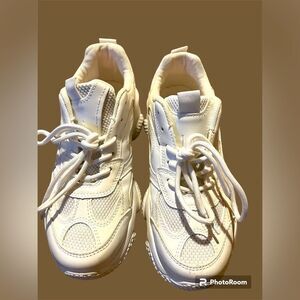 Boutique white sneakers size 9